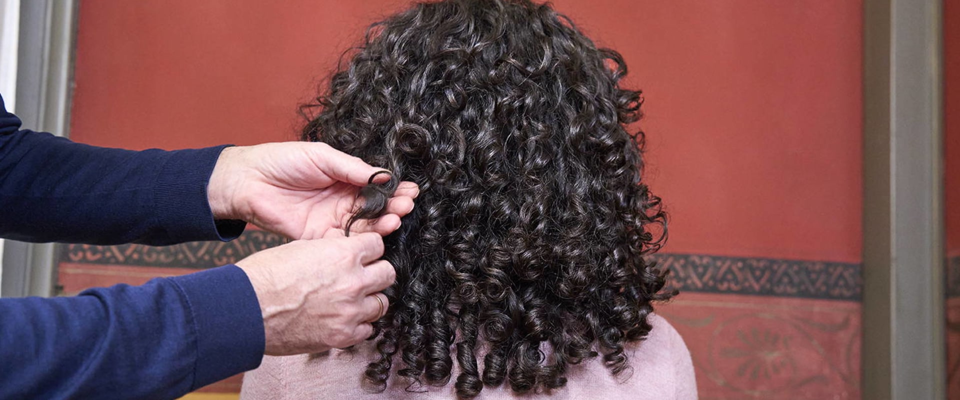 The Ultimate Guide to Styling Curly Hair Without Causing Breakage or Split Ends