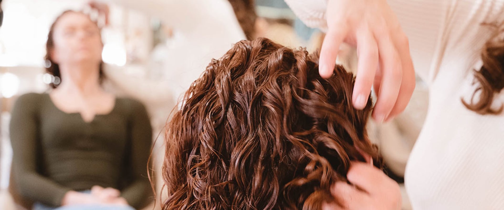 The Ultimate Guide to Curly Hair Styling: Best Products for Defined Curls