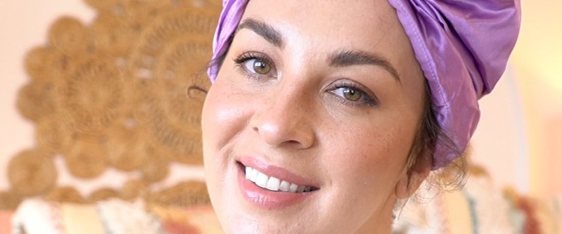 Preventing Weighed Down Curls: Tips from a Curly Hair Styling Expert